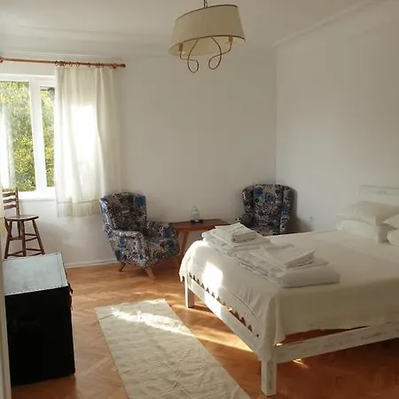 Boho Chic 2 Free Parking Апартаменты