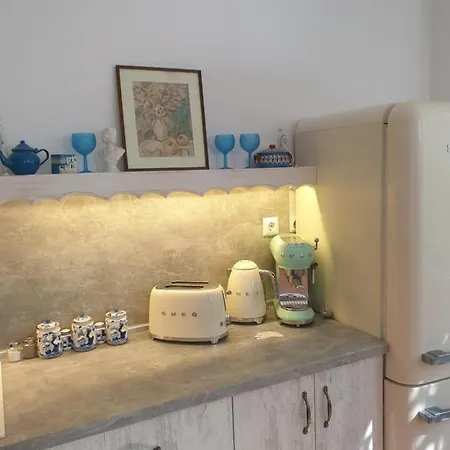 Boho Chic 2 Free Parking